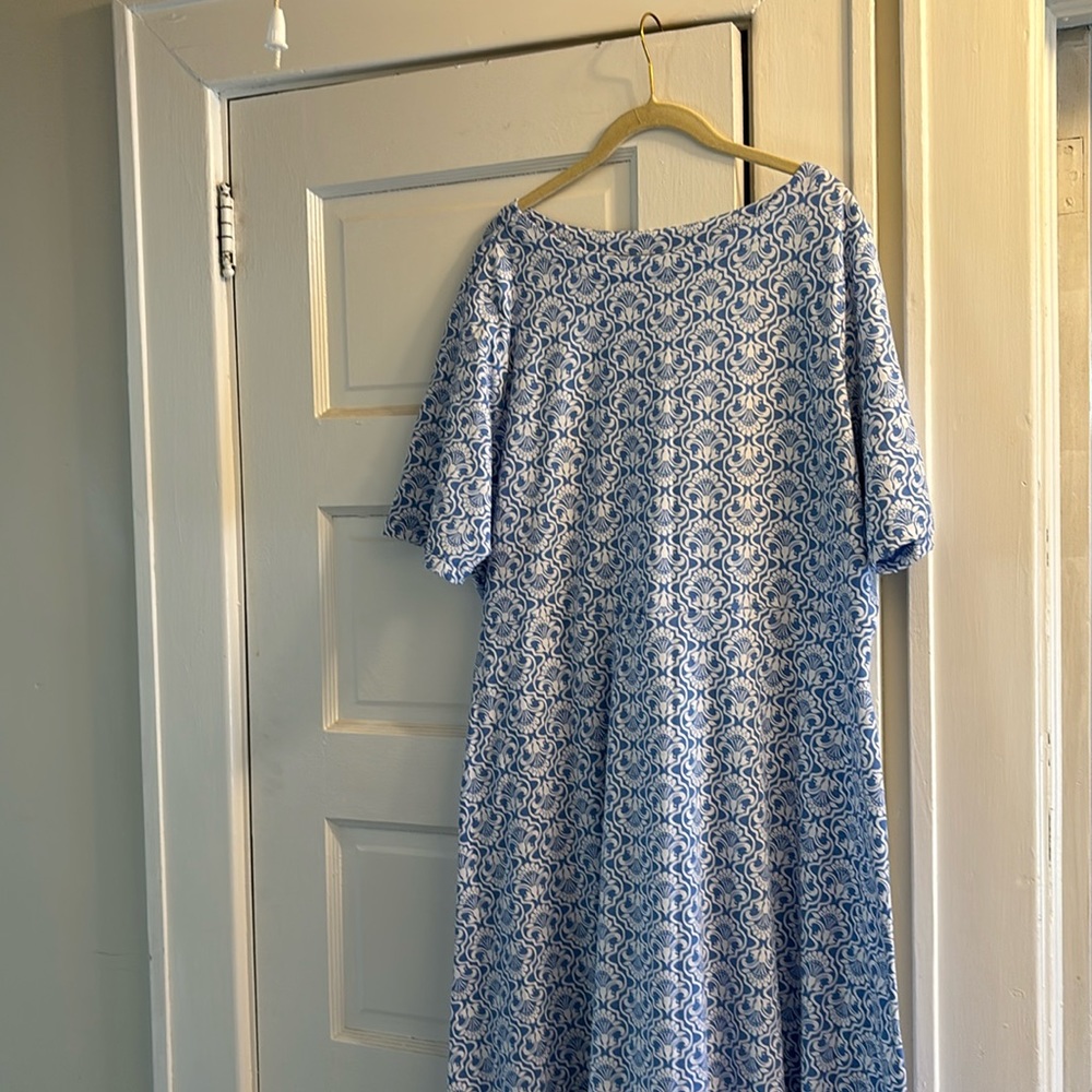 Very feminine blue maxi dress